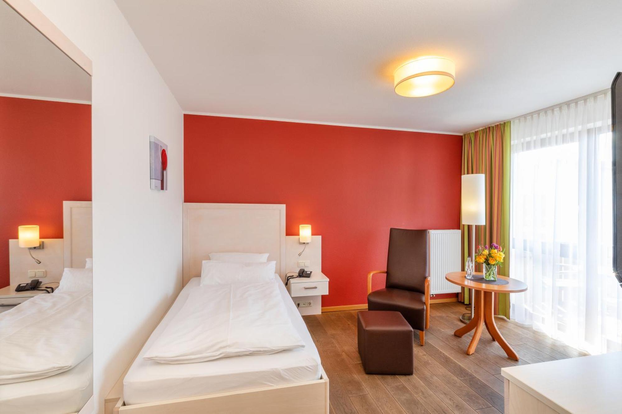 Landhotel Annelie Preußisch Oldendorf Εξωτερικό φωτογραφία